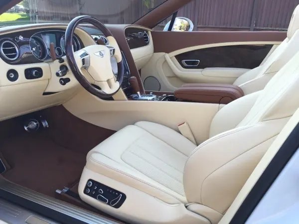 Interior of Bentley after Younik Auto Detailing work for David M.